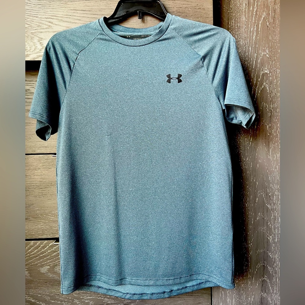 Men’s Under Armour T-Shirt 💪🏼